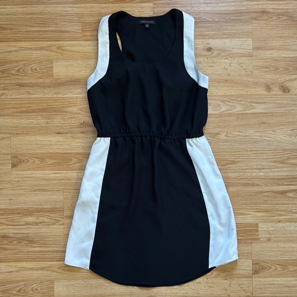 Banana Republic Dresses & Skirts - Banana Republic Color Block Dress - size 10